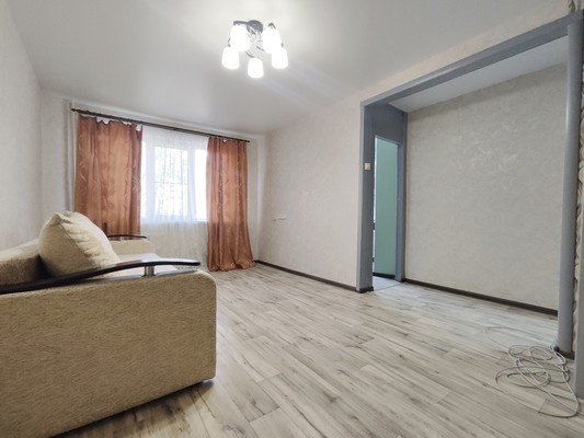 Продам однокомнатную (1-комн.) квартиру, Пеше-Стрелецкая ул, 129, Воронеж г