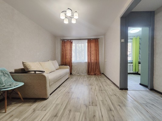 Продам однокомнатную (1-комн.) квартиру, Пеше-Стрелецкая ул, 129, Воронеж г