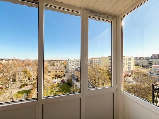 Продам однокомнатную (1-комн.) квартиру, Южная ул, 3ка, Пионерский г