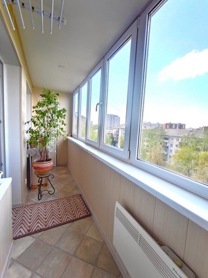 Продам трехкомнатную (3-комн.) квартиру, Зур Урам ул, 10, Казань г