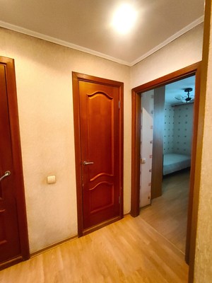 Продам трехкомнатную (3-комн.) квартиру, Зур Урам ул, 10, Казань г