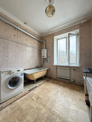 Продам двухкомнатную (2-комн.) квартиру, Ногмова ул, 45, Нальчик г
