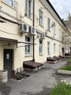 Продам двухкомнатную (2-комн.) квартиру, Ногмова ул, 45, Нальчик г