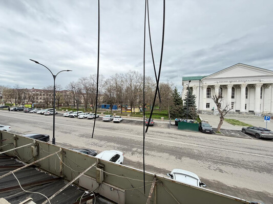 Продам двухкомнатную (2-комн.) квартиру, Ногмова ул, 45, Нальчик г