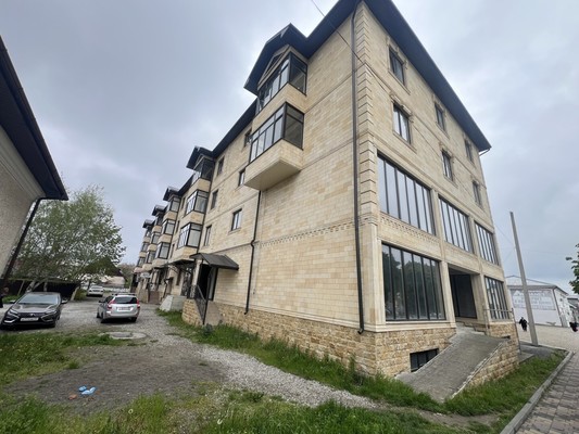 Продам двухкомнатную (2-комн.) квартиру, Героя России Кярова А.С. ул, 95, Чегем г