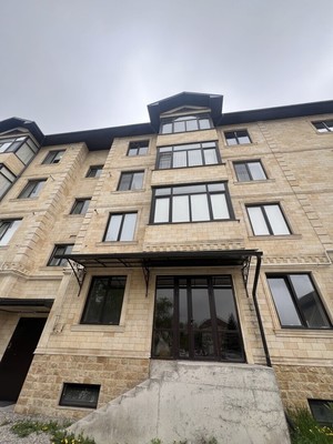 Продам двухкомнатную (2-комн.) квартиру, Героя России Кярова А.С. ул, 95, Чегем г