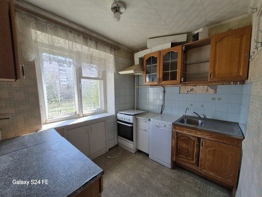 Продам трехкомнатную (3-комн.) квартиру, Энтузиастов ул, 84, Нижний Тагил г