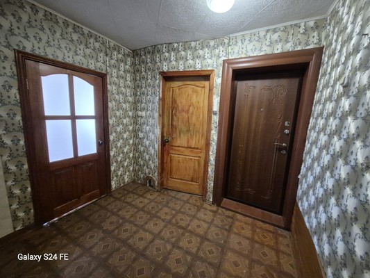 Продам трехкомнатную (3-комн.) квартиру, Энтузиастов ул, 84, Нижний Тагил г