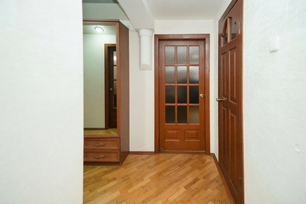 Продам трехкомнатную (3-комн.) квартиру, Черкасская ул, 43, Краснодар г