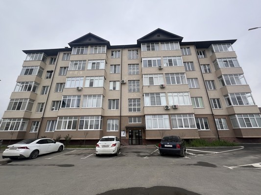 Продам однокомнатную (1-комн.) квартиру, Мовсисяна ул, 9, Нальчик г