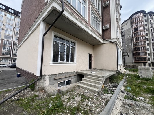 Продам двухкомнатную (2-комн.) квартиру, Тлостанова ул, 28, Нальчик г