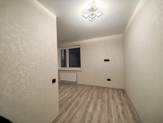 Продам однокомнатную (1-комн.) квартиру, Западный квартал (Купелинка мкр) ул, 7к2, Сапроново д