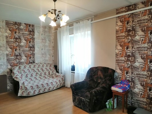 Продам двухкомнатную (2-комн.) квартиру, Советская ул, 13, Купанское с