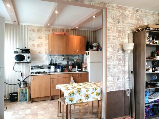 Продам двухкомнатную (2-комн.) квартиру, Советская ул, 13, Купанское с