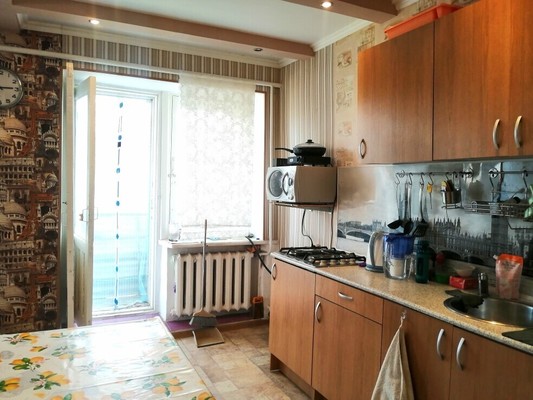 Продам двухкомнатную (2-комн.) квартиру, Советская ул, 13, Купанское с