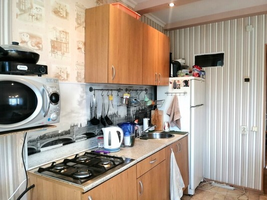 Продам двухкомнатную (2-комн.) квартиру, Советская ул, 13, Купанское с