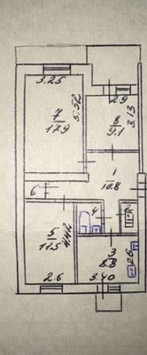 Продам трехкомнатную (3-комн.) квартиру, Хабаровская ул, 48к1, Симферополь г