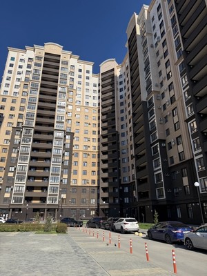 Продам двухкомнатную (2-комн.) квартиру, Крутой (СПК Шарха тер.) пер, 40, Мраморное с