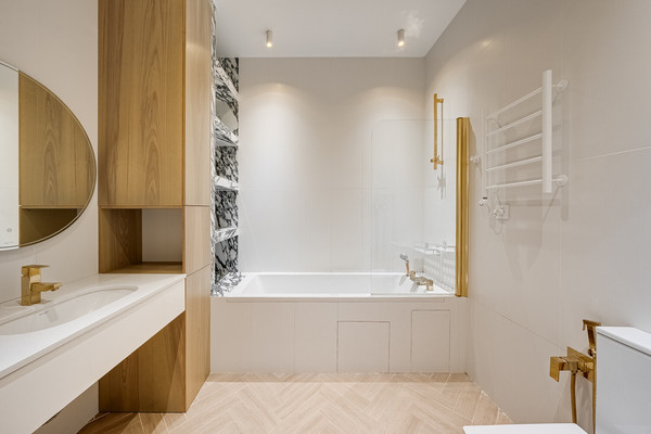 Продам трехкомнатную (3-комн.) квартиру, Братьев Весниных б-р, 2, Москва г