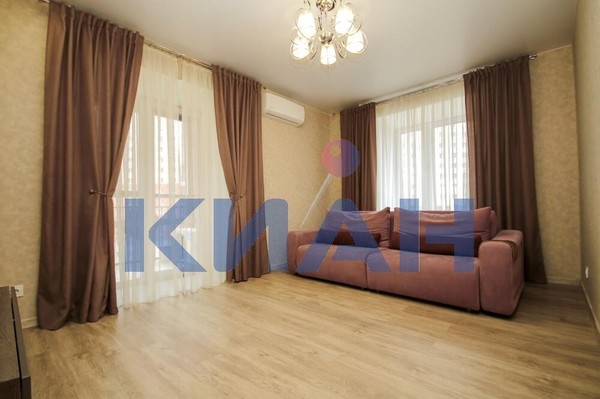 Продам трехкомнатную (3-комн.) квартиру, Линейная ул, 116, Красноярск г