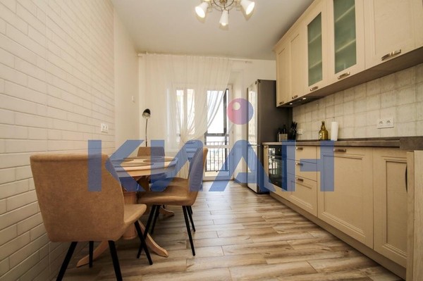 Продам трехкомнатную (3-комн.) квартиру, Линейная ул, 116, Красноярск г
