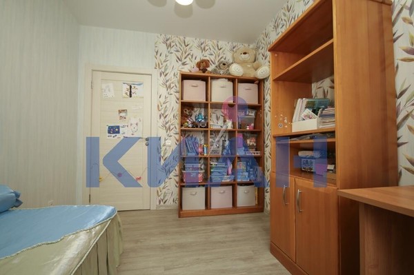 Продам трехкомнатную (3-комн.) квартиру, Линейная ул, 116, Красноярск г