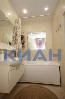 Продам трехкомнатную (3-комн.) квартиру, Линейная ул, 116, Красноярск г
