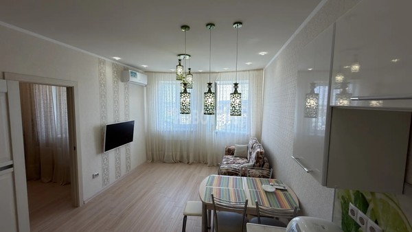 Продам однокомнатную (1-комн.) квартиру, Бабушкина ул, 36, Горячий Ключ г