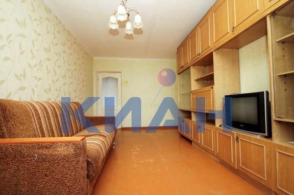 Продам двухкомнатную (2-комн.) квартиру, Транзитная ул, 18, Красноярск г