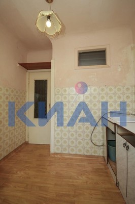 Продам двухкомнатную (2-комн.) квартиру, Транзитная ул, 18, Красноярск г