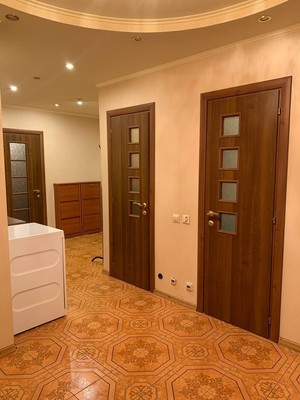 Продам трехкомнатную (3-комн.) квартиру, Сизова пр-кт, 12ак1, Санкт-Петербург г