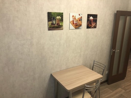 Продам двухкомнатную (2-комн.) квартиру, Созидателей проезд, 11, Казань г