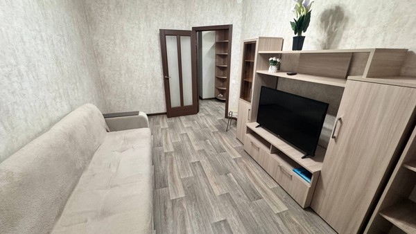 Продам двухкомнатную (2-комн.) квартиру, Созидателей проезд, 11, Казань г