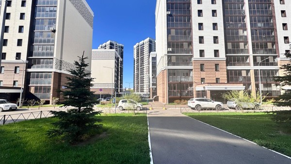 Продам двухкомнатную (2-комн.) квартиру, Созидателей проезд, 11, Казань г