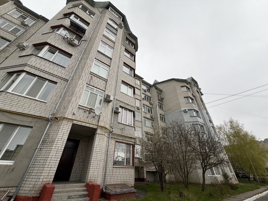 Продам трехкомнатную (3-комн.) квартиру, 7-я Линия ул, 15, Брянск г