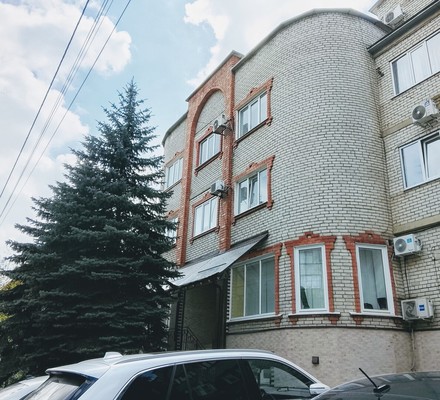 Продам двухкомнатную (2-комн.) квартиру, 12 Марта ул, 161кА, Майкоп г