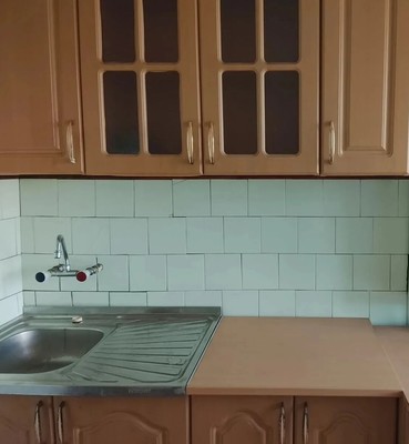 Продам трехкомнатную (3-комн.) квартиру, Пионерская ул, 374кА, Майкоп г