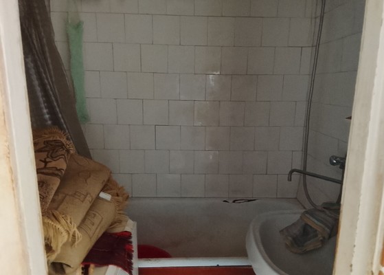 Продам трехкомнатную (3-комн.) квартиру, Пионерская ул, 374кА, Майкоп г