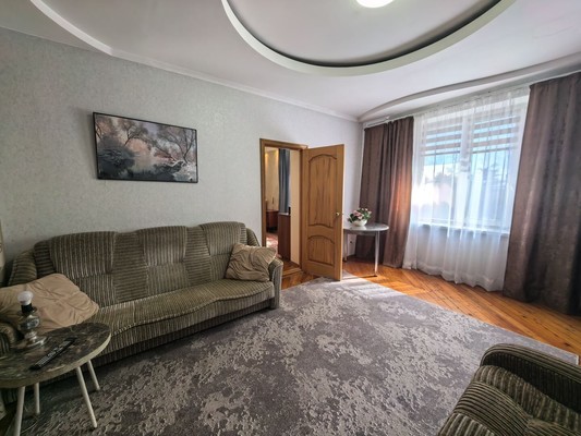 Продам двухкомнатную (2-комн.) квартиру, Полетаева ул, 15, Туапсе г