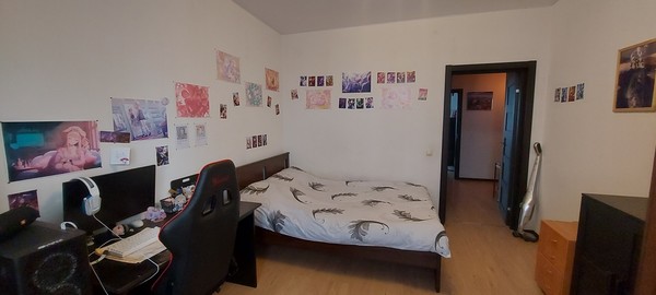 Продам трехкомнатную (3-комн.) квартиру, Петровский б-р, 11к2, Мурино п