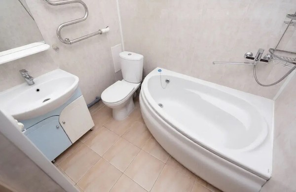 Продам двухкомнатную (2-комн.) квартиру, Промышленная ул, 13к2, Ханты-Мансийск г