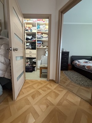 Продам двухкомнатную (2-комн.) квартиру, Промышленная ул, 13к2, Ханты-Мансийск г