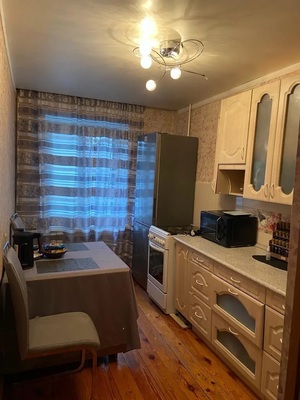 Продам трехкомнатную (3-комн.) квартиру, Стачек ул, 55, Екатеринбург г