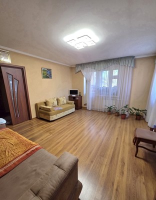 Продам однокомнатную (1-комн.) квартиру, Сабан ул, 1кА, Казань г