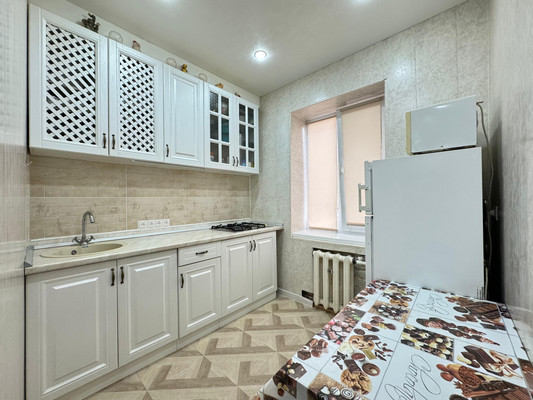Продам трехкомнатную (3-комн.) квартиру, Мусукаева ул, 28, Нальчик г