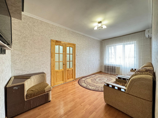 Продам трехкомнатную (3-комн.) квартиру, Мусукаева ул, 28, Нальчик г