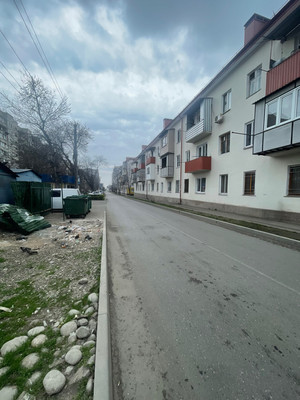 Продам трехкомнатную (3-комн.) квартиру, Мусукаева ул, 28, Нальчик г