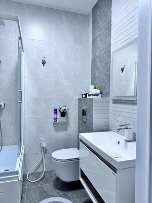 Продам трехкомнатную (3-комн.) квартиру, Тлостанова ул, 32, Нальчик г