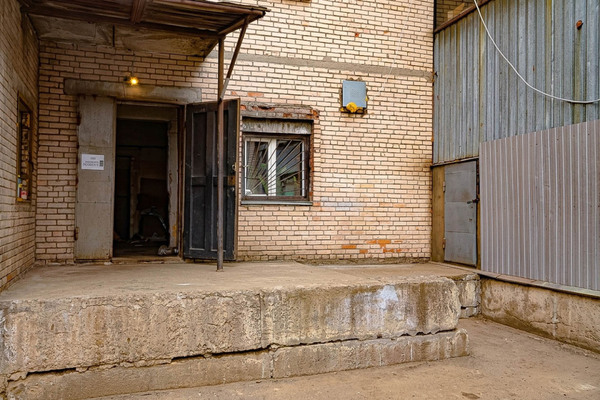 Сдам склад 87 м2, Екатерининский пр-кт, 3б, Санкт-Петербург г