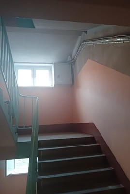Продам двухкомнатную (2-комн.) квартиру, Болотова ул, 12к4, Алексин г